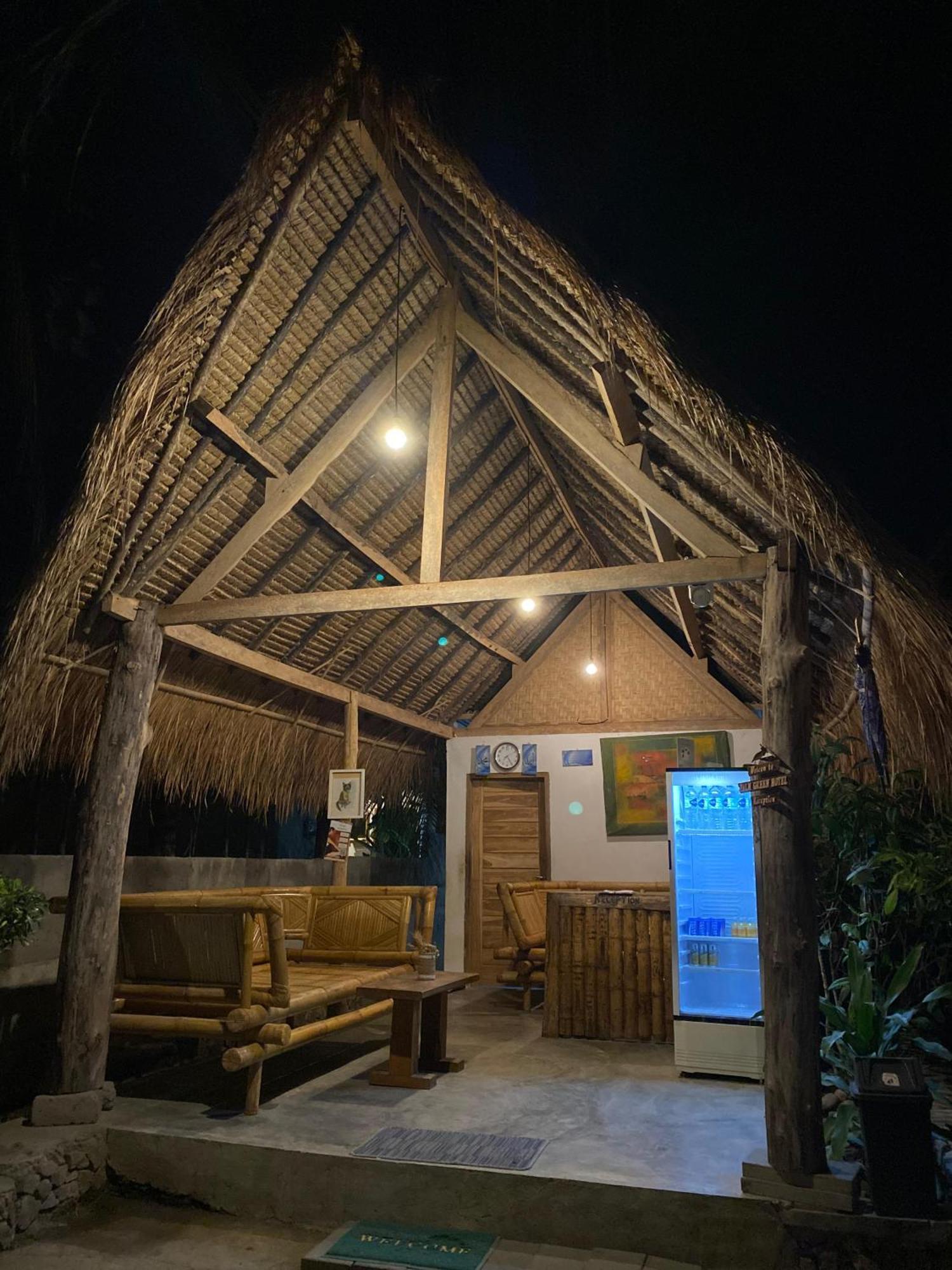 Palm Green Hotel Kuta  Ngoại thất bức ảnh